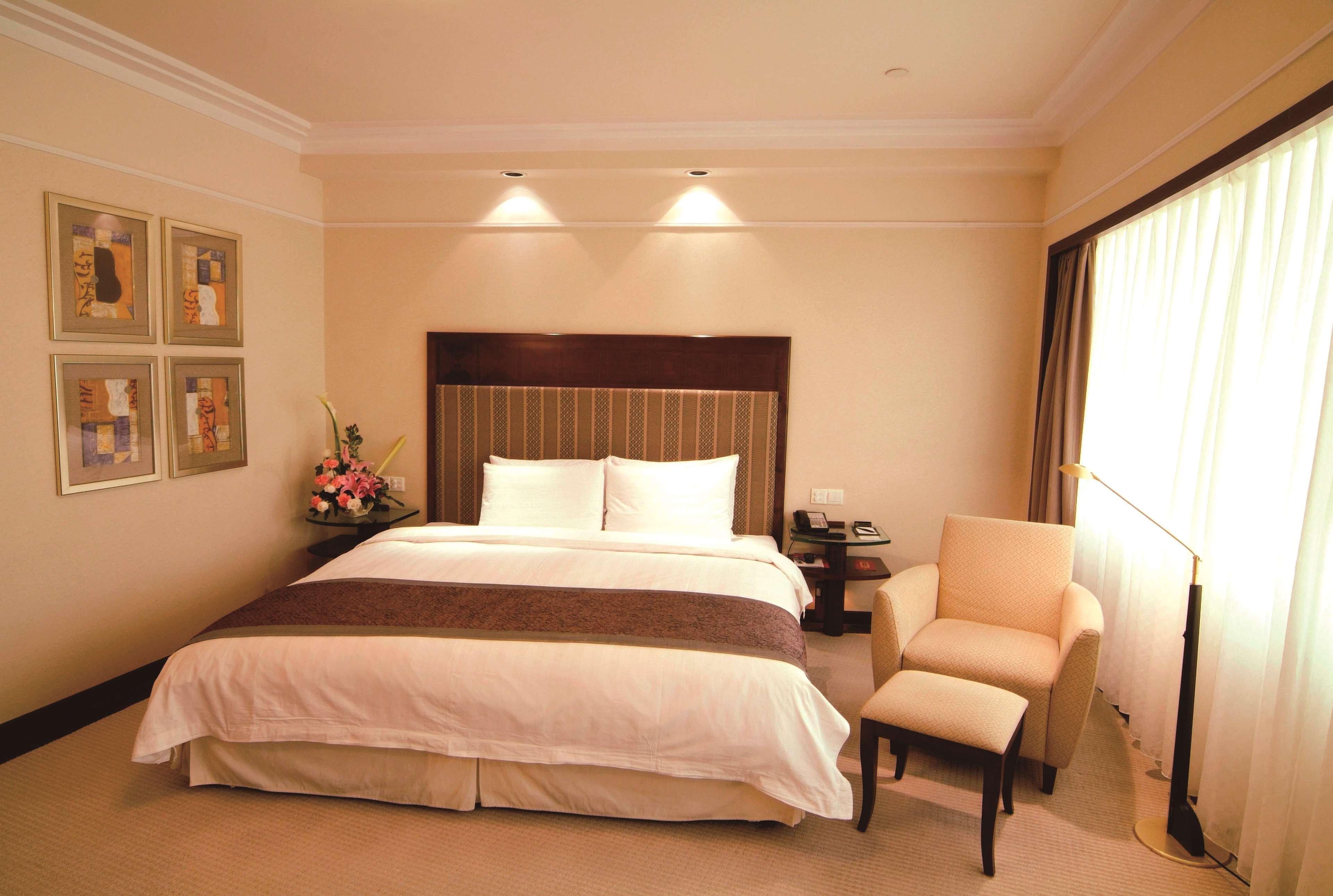 שיאן Howard Johnson Ginwa Plaza Hotel מראה חיצוני תמונה