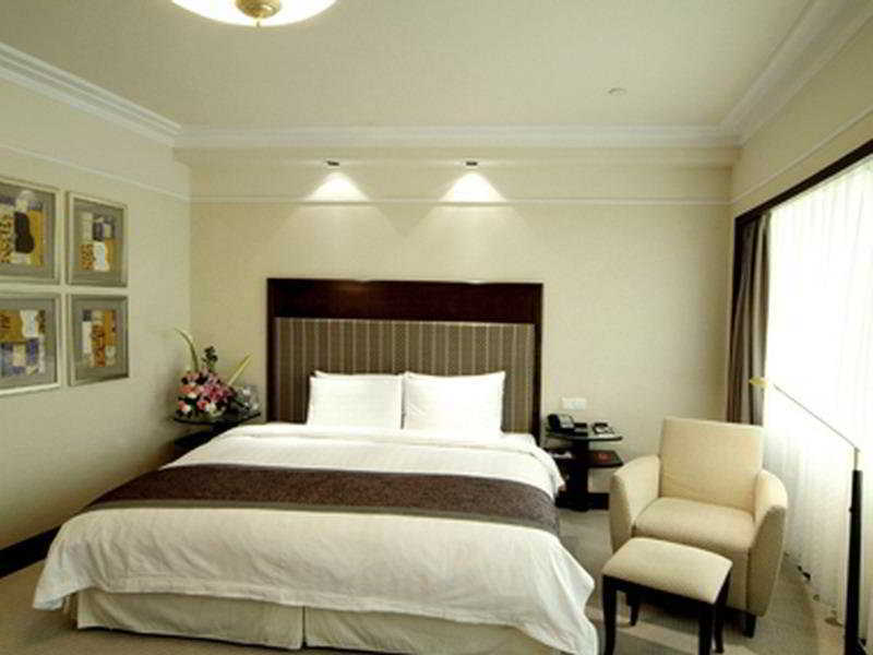 שיאן Howard Johnson Ginwa Plaza Hotel מראה חיצוני תמונה